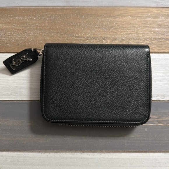 YSL Leather Compact Wallet. Black - Picture 7 of 11